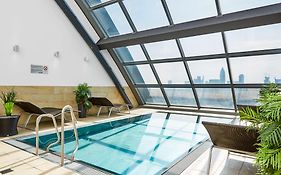 Radisson Blu Hotel Frankfurt 4*